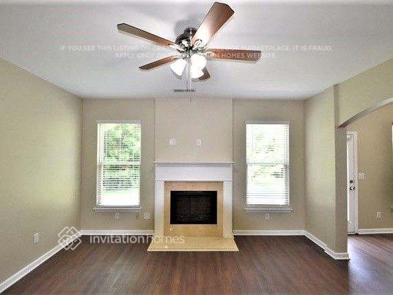 Building Photo - 185 Magnaview Dr