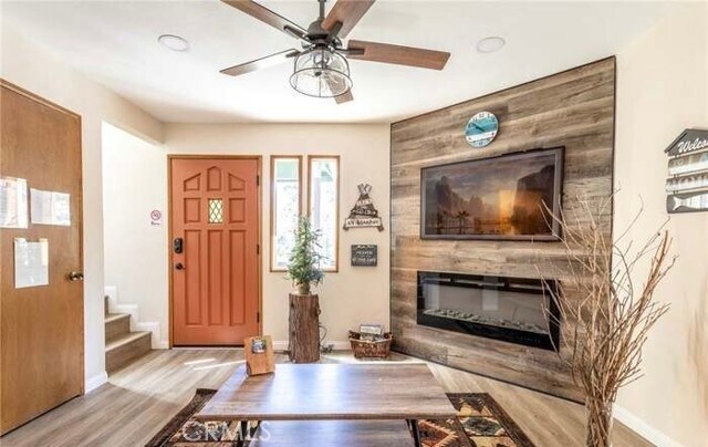 Building Photo - 27981 Rainbow Dr