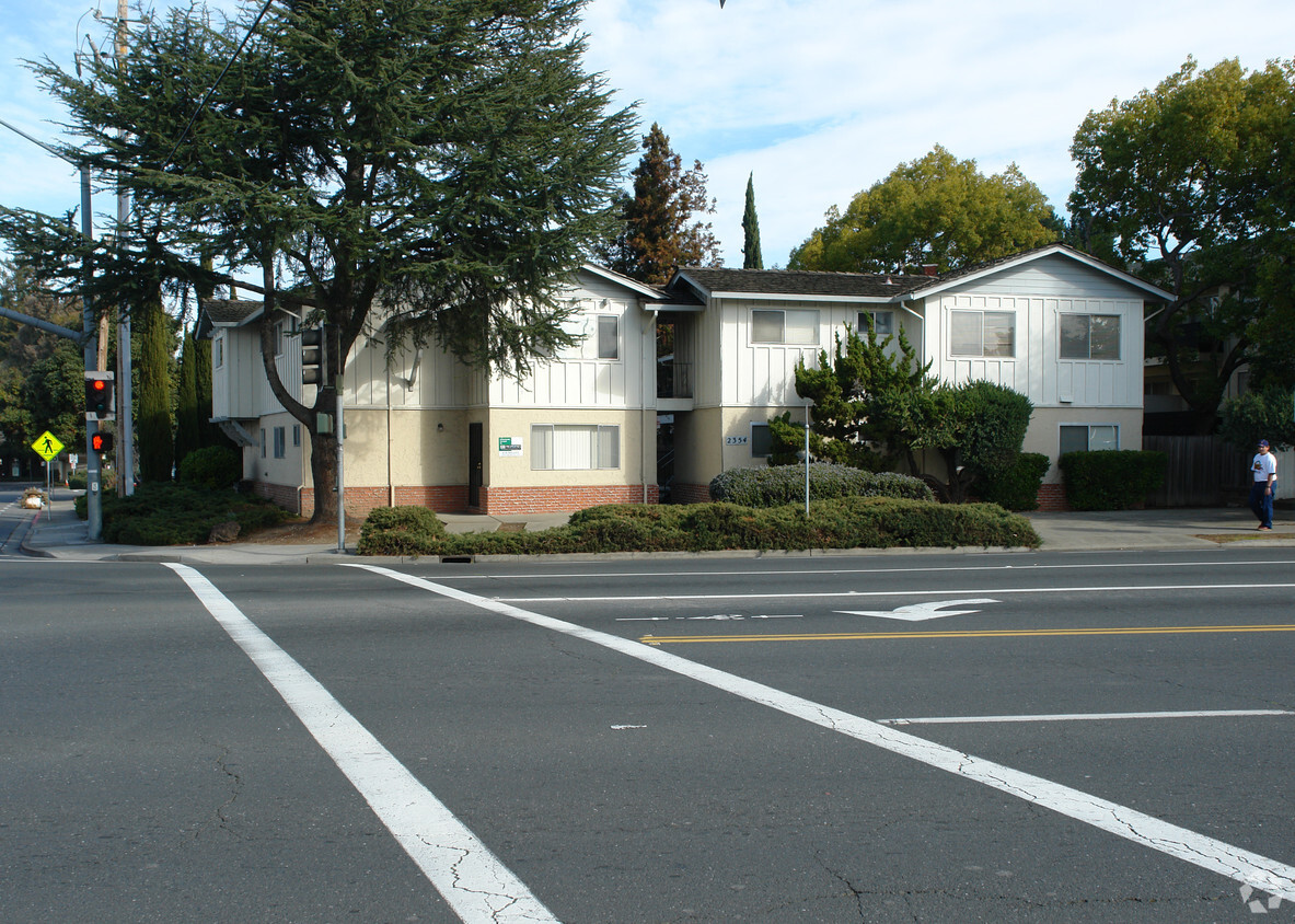 Building Photo - 2354 California St