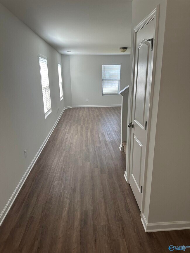 Foto del edificio - 179 Winstead Cir