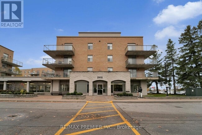 Building Photo - 2502-2502 Rutherford Rd