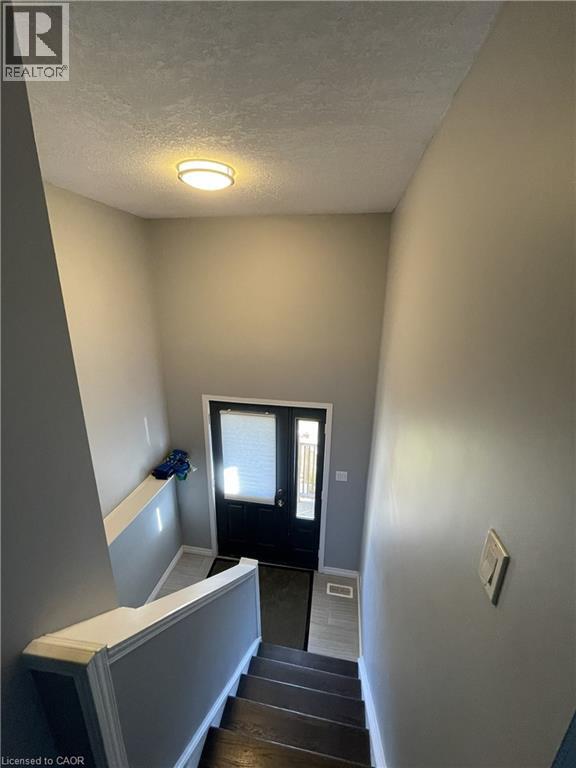 Building Photo - 84 Park Ave