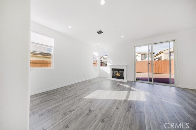 Foto del edificio - 8537 Thunderbird Dr