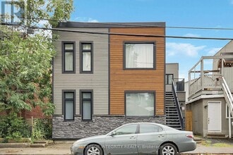 Building Photo - 209-209 Hannah St