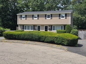 Building Photo - 13 Robert Arey Dr
