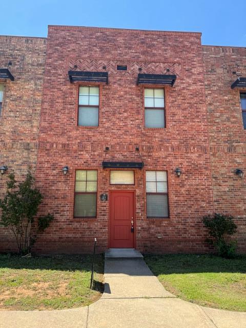 Building Photo - 375 Triad Village Dr