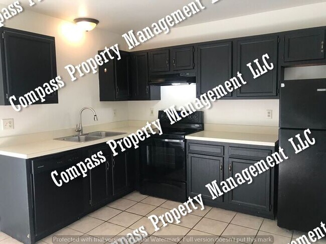 Foto del edificio - $1025 - 2 Bed, 1 Bath Townhouse - Leola