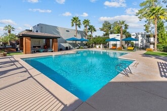 Building Photo - Sono Tempe