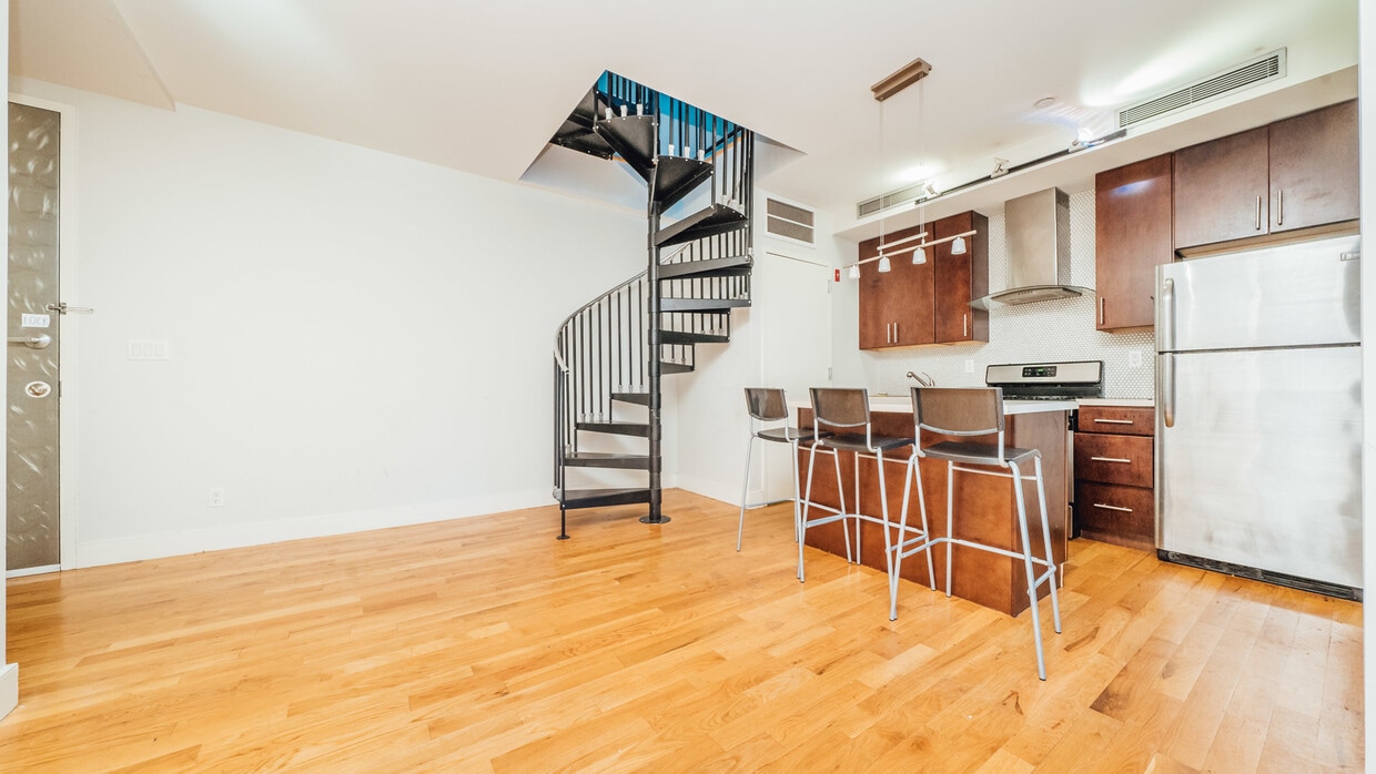 Foto principal - 22 Fayette St