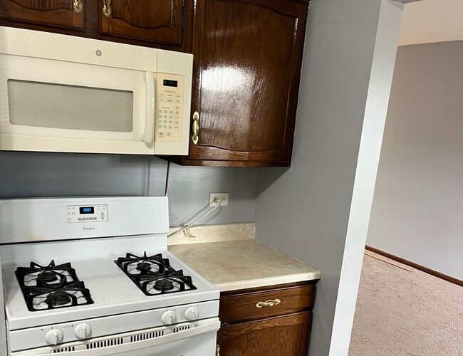 Building Photo - 1200 E Ardyce Ln