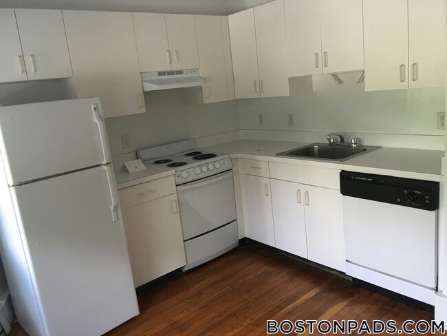 Foto del edificio - 1539 Beacon St