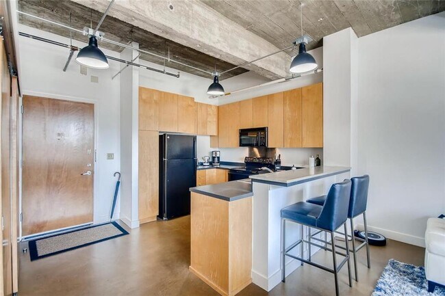 Foto del edificio - 710 Colorado St