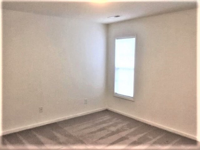 Foto del edificio - 5825 Regent Village Dr