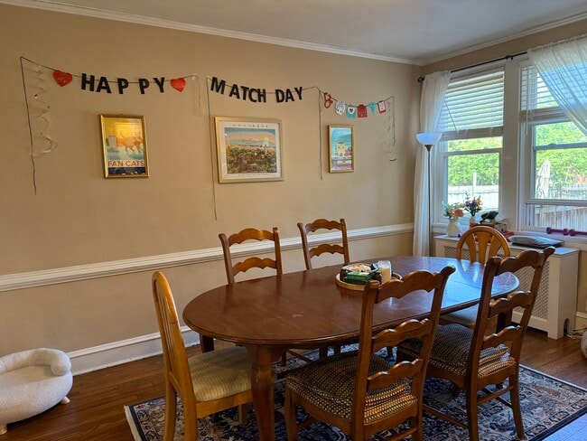 Foto del edificio - 2904 Parkwood Ave