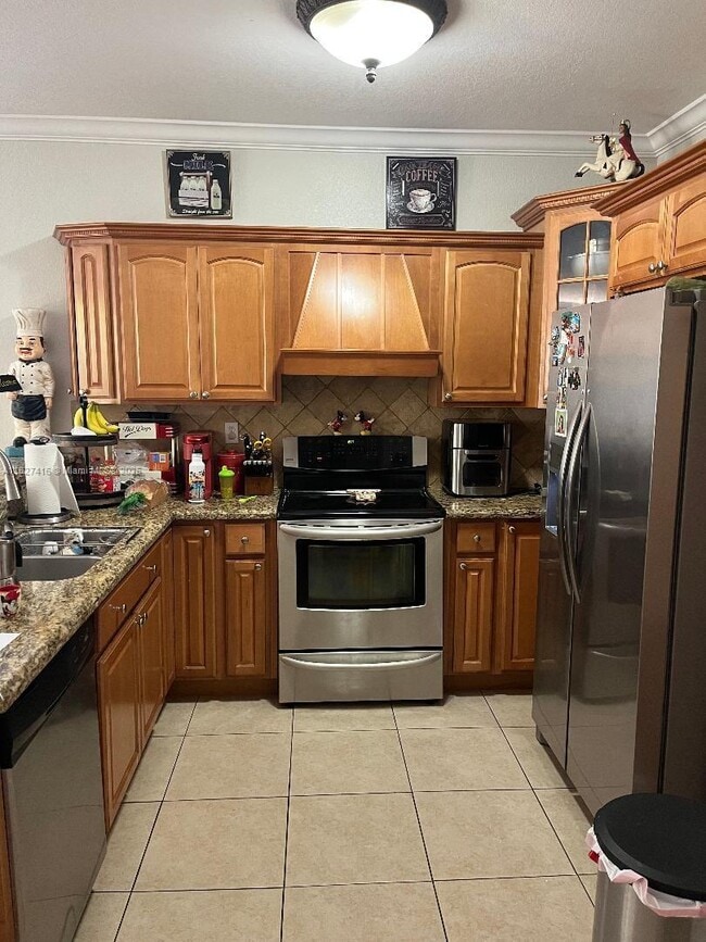 Building Photo - 2349 SW 148th Ct