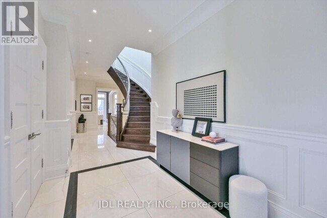 Photo du bâtiment - 38a Doverwood Ct