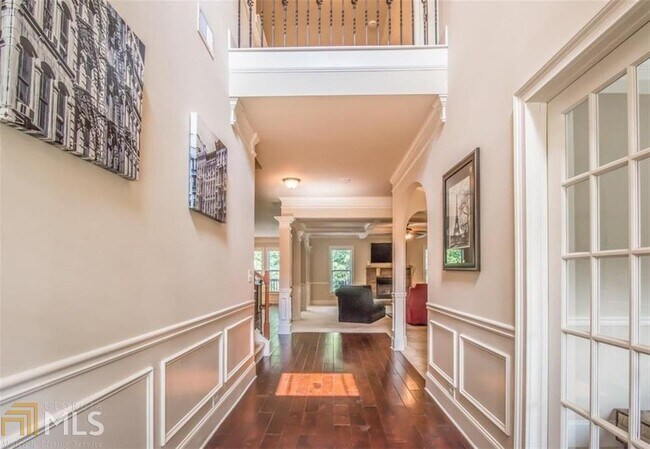 Building Photo - 870 Clifton Springs Cl Dr