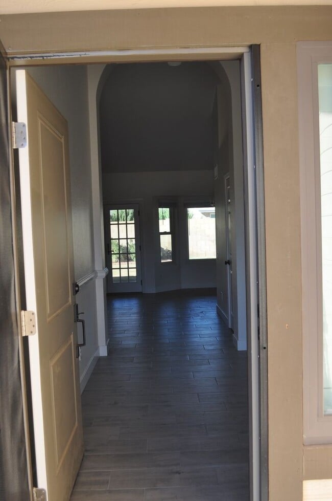 Foto del edificio - 10795 N 109th St