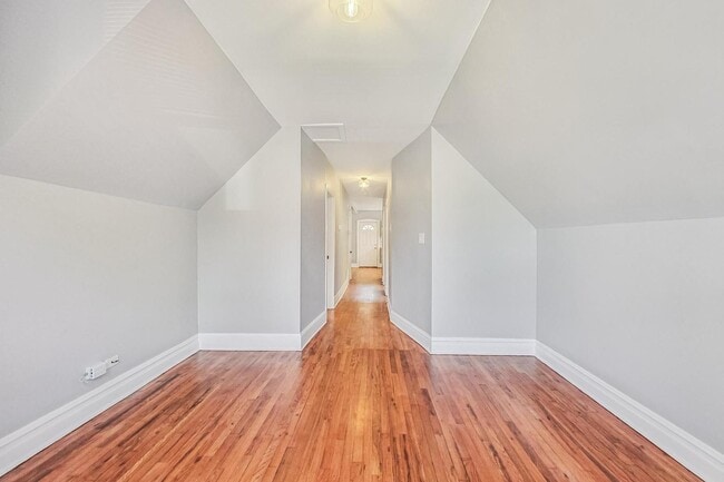 Building Photo - 4057 N Whipple St