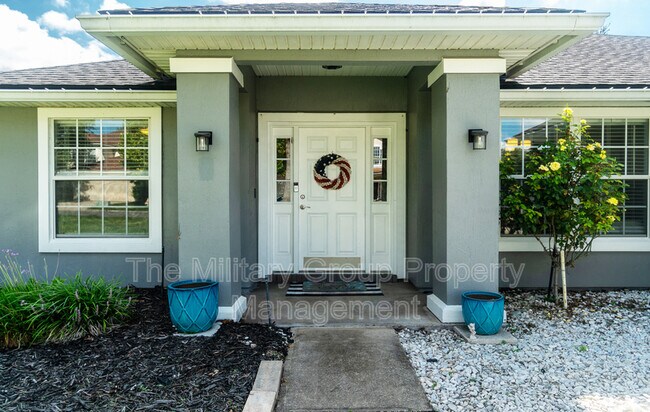 Building Photo - 14215 Sea Eagle Dr