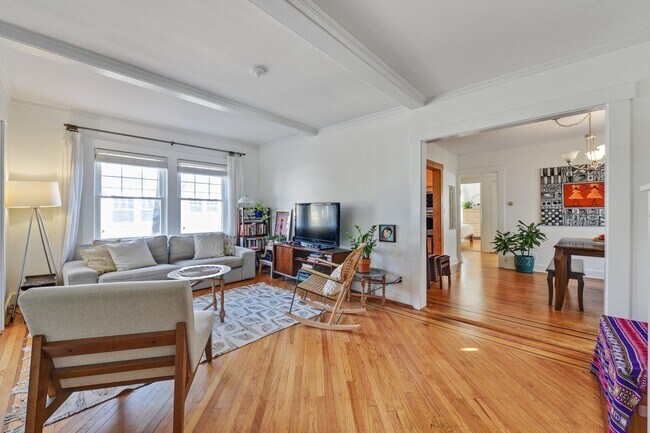 Foto del edificio - 42 Brookfield Rd