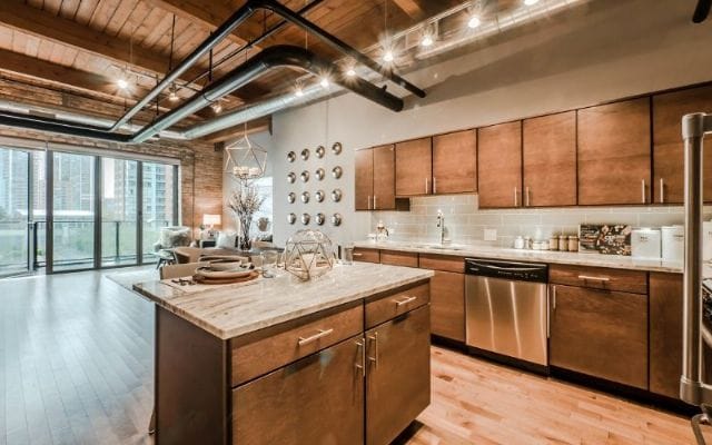 Building Photo - 459 E Illinois St