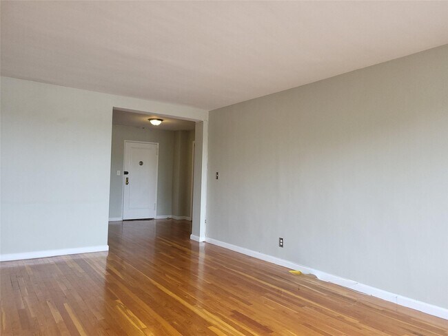 Foto del edificio - 95 Sedgwick Ave