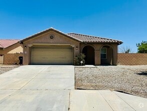 Building Photo - 44608 Avenida Linda