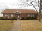 Primary Photo - 624 Fort Worth St