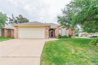 Building Photo - 4819 Box Canyon Dr