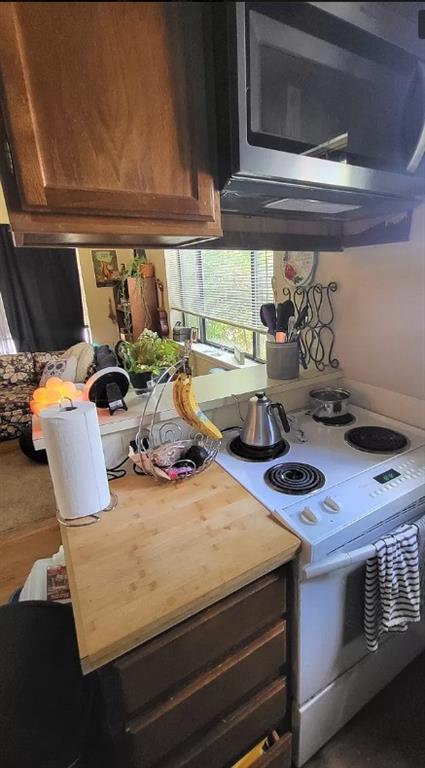 Foto del edificio - 601 Nelray Blvd