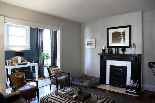 Livingroom with view into entry hallway - 1836 Deer Park Ave