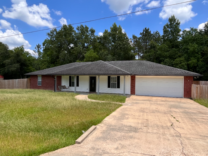 Primary Photo - 133 N Ridge Dr