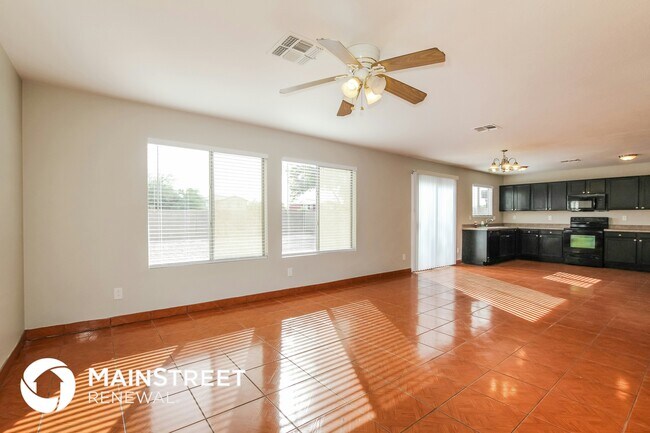 Building Photo - 16087 W Woodlands Ave