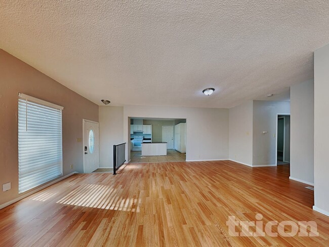 Foto del edificio - 573 Laurel St