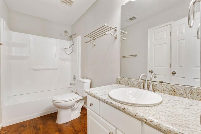 Foto del edificio - 31314 Baker Lake Dr