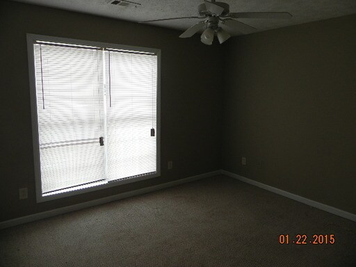 Building Photo - 1505 Summerplace Dr