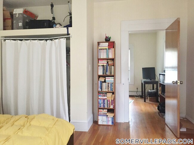 Foto del edificio - 28R Cherry St