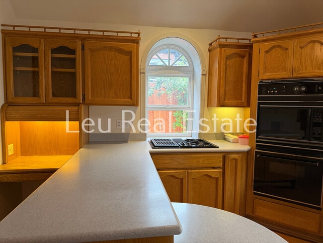 Foto del edificio - 400 El Dorado Ave