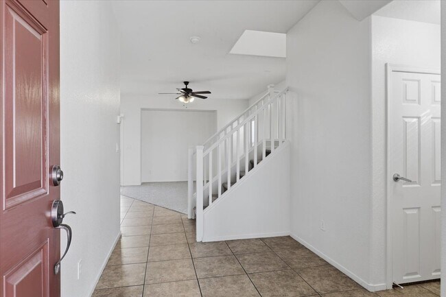 Foto del edificio - 6217 Blushing Willow St