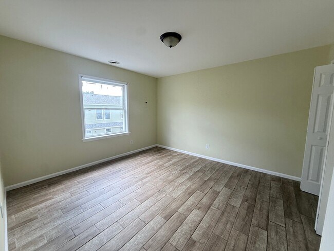 Foto del edificio - 246 N Courtland St