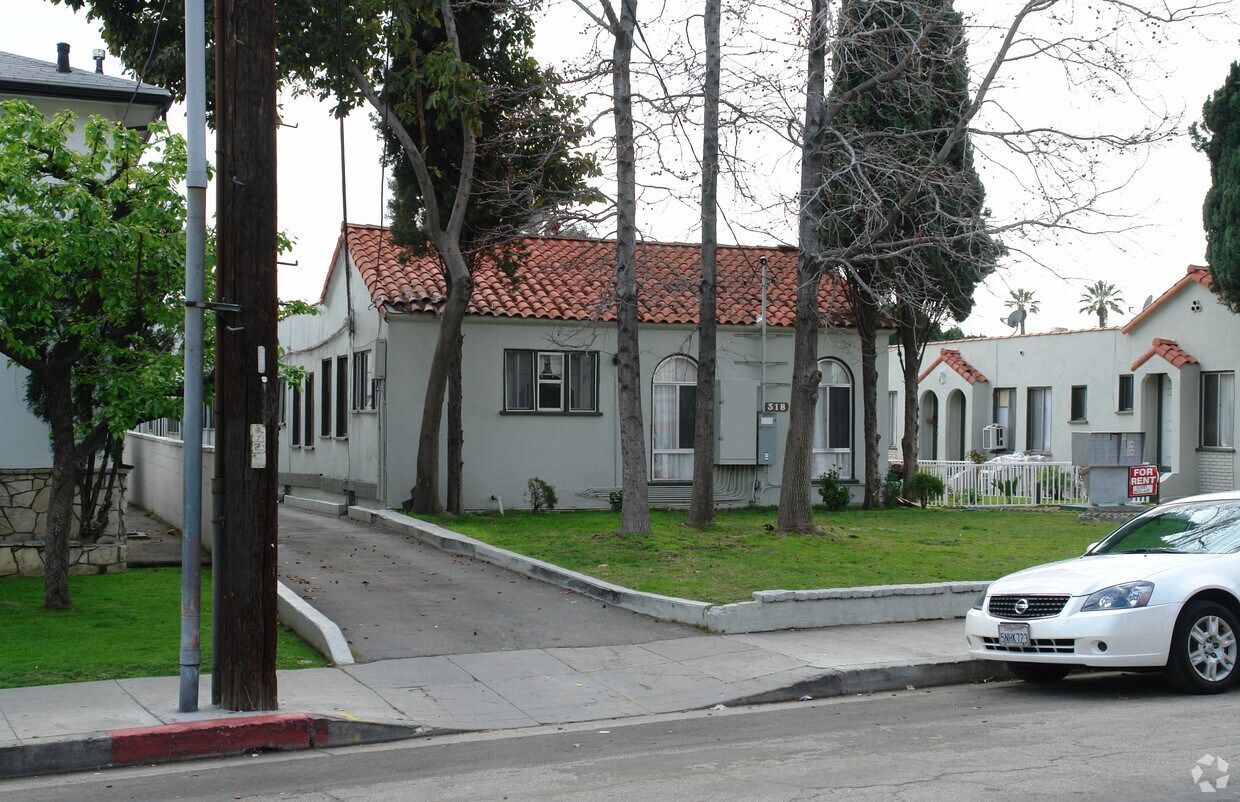 Building Photo - 312-318 E Palmer Ave