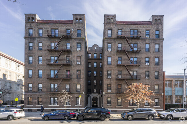 Building Photo - Bay View Court