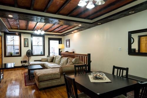 Foto del edificio - 238 Starr St