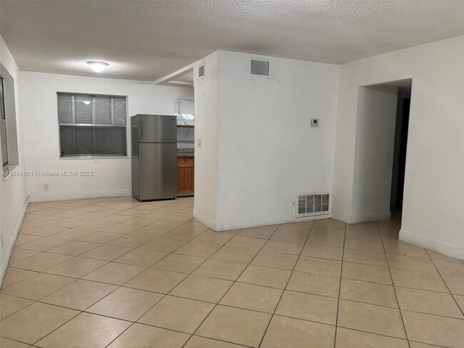 Foto del edificio - 2415 Lincoln St