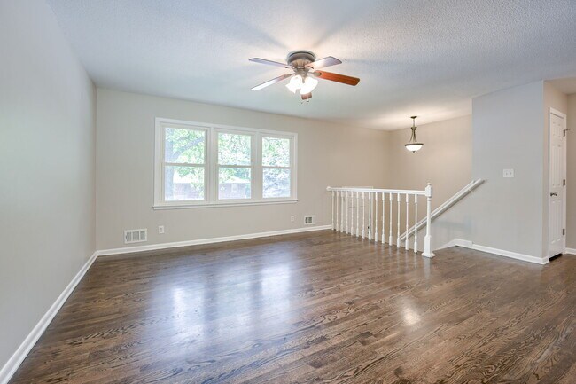 Foto del edificio - 508 SW Stratford Rd