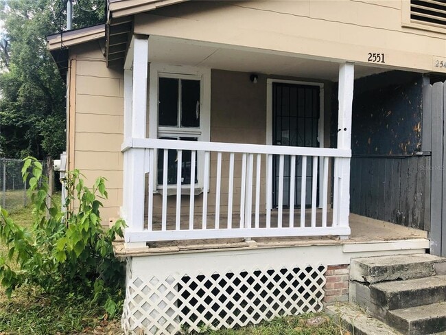 Foto del edificio - 2551 Calvin St
