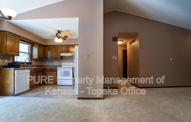 Foto del edificio - 2261 SW Westport Pl