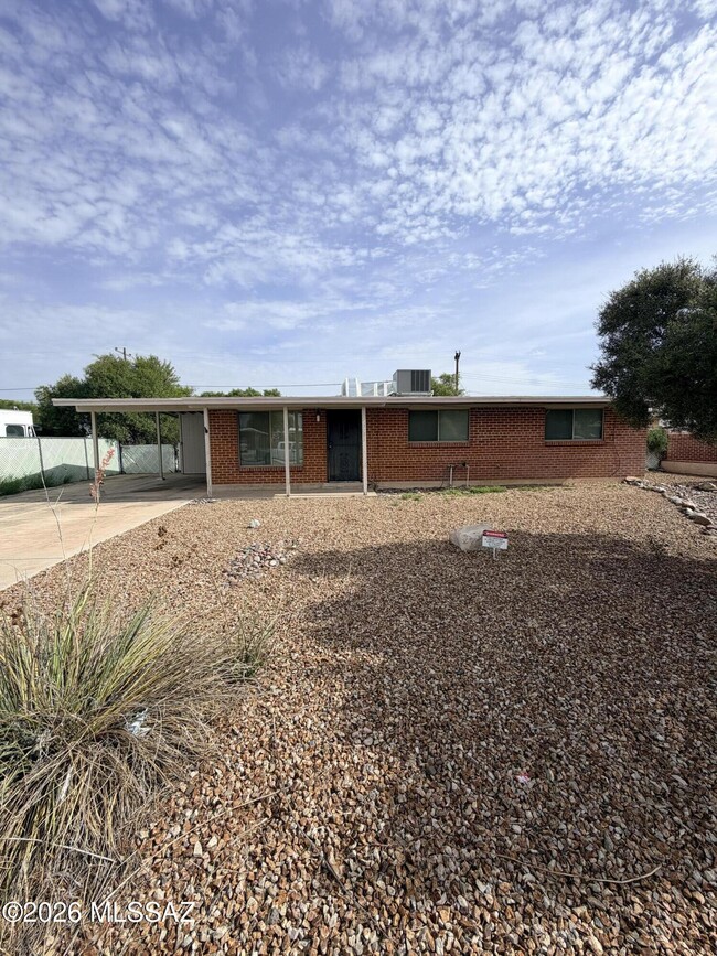 Building Photo - 6973 E Cll Neptuno