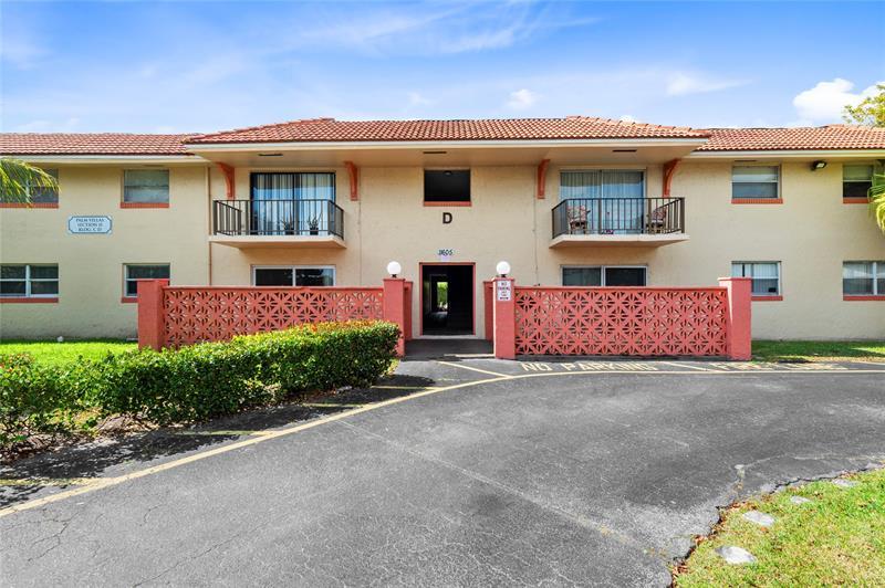 Foto principal - 11605 NW 29th Ct